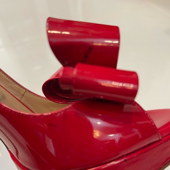 Valentino Patent Heels - Picture 11 of 16